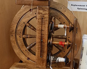 Clemes & Clemes Spinning Wheel